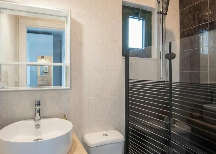 Kiki, Kiotari فيلة *