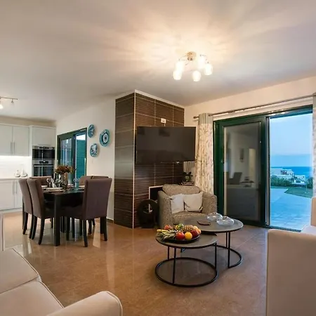 Kiki, Kiotari Вилла